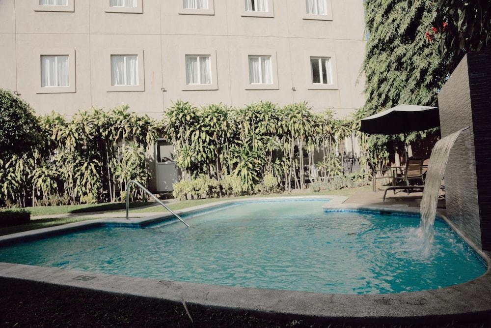 Hotel Gardenia Inn San Salvador Extérieur photo